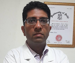 Dr. Vineet  Saggar