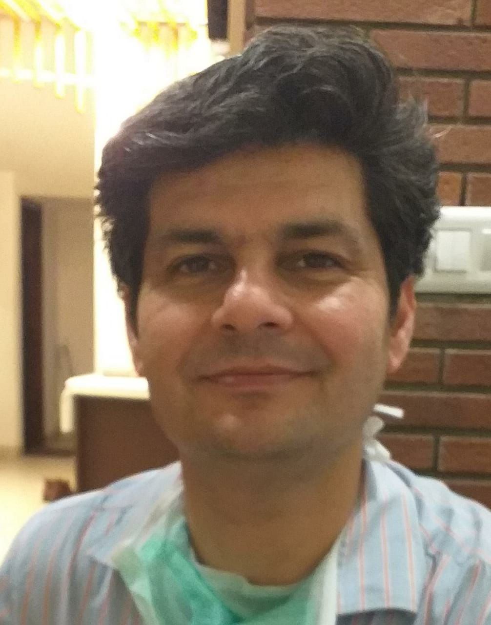 Dr. Amit Nayar